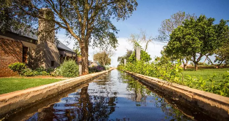 Hotelli Botlierskop The Village Lodge