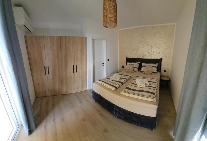 Odmoree Camp & Hostel