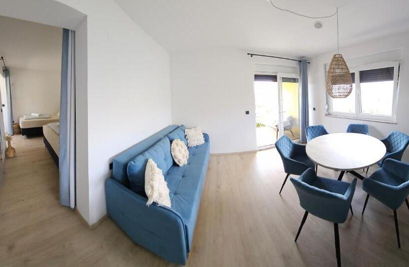 Odmoree Camp & Hostel