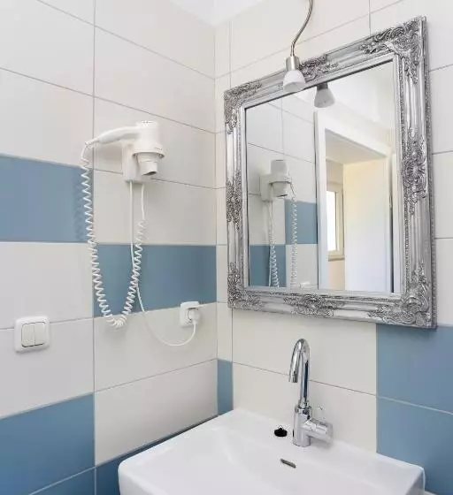 Odmoree Camp & Hostel