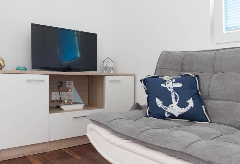 Odmoree Camp & Hostel