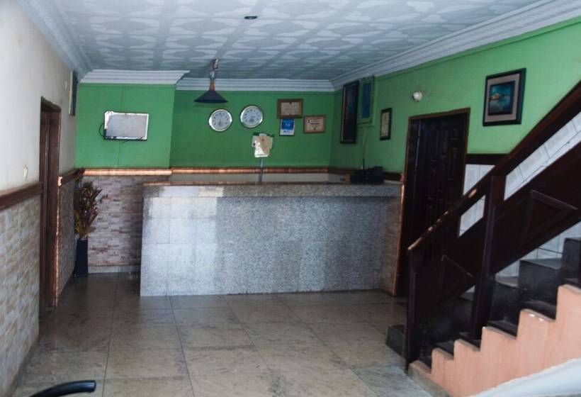 Alfoscar Hotel & Suites