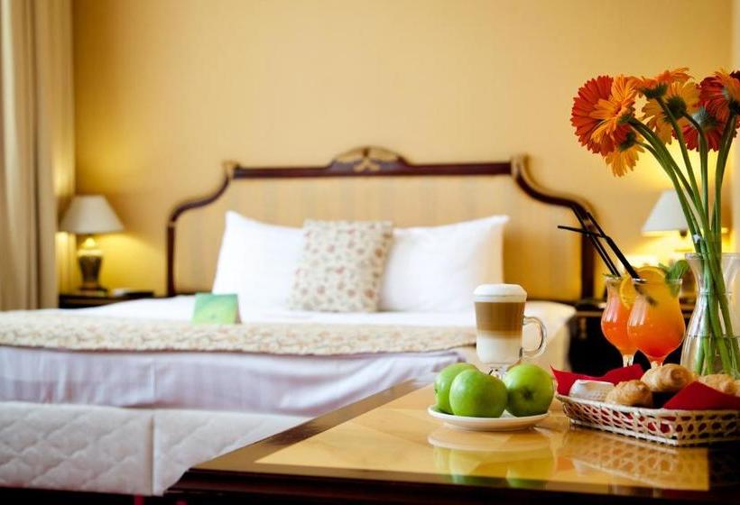 בית מלון כפרי Clementine