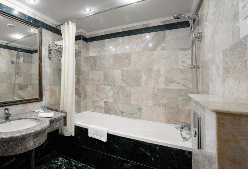 בית מלון כפרי Clementine