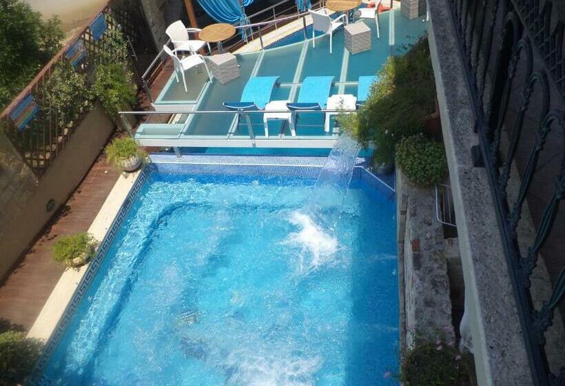 酒店 Giannis & Foteini