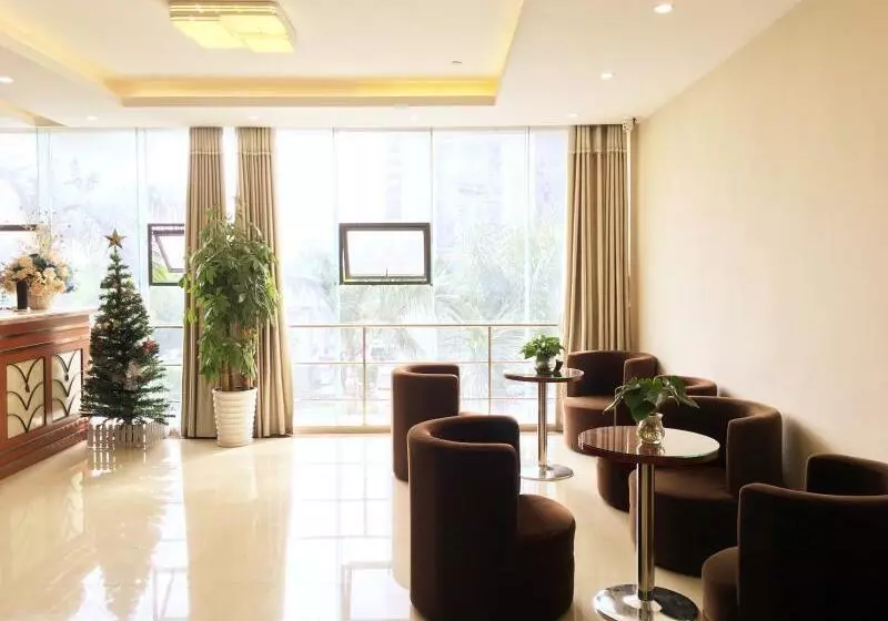 Hotelli Greentree Inn Shenzhen Huanggang Port South Futian Road Express