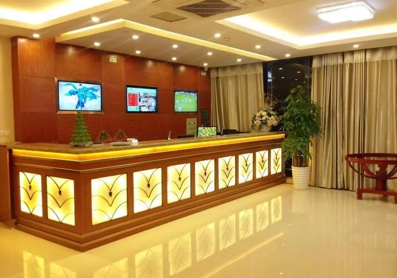 Hotelli Greentree Inn Shenzhen Huanggang Port South Futian Road Express