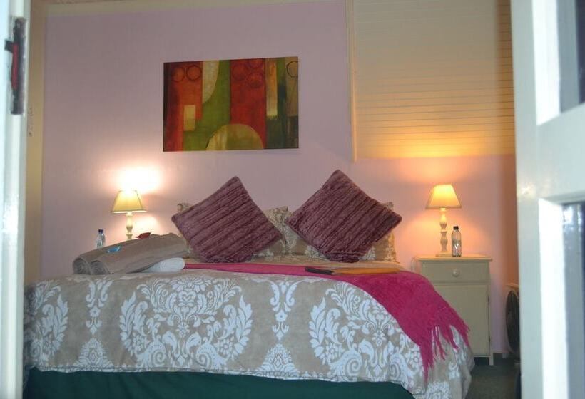 בית מלון כפרי Knysna Herons Guest House