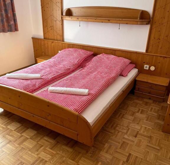 فندق Ledererwirt