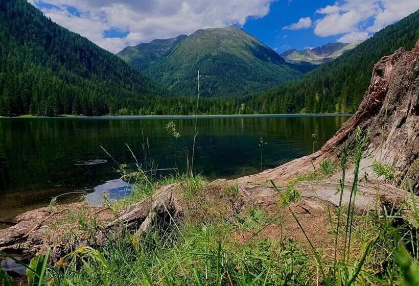 ホテル Ledererwirt