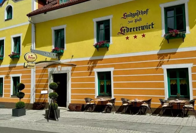 ホテル Ledererwirt