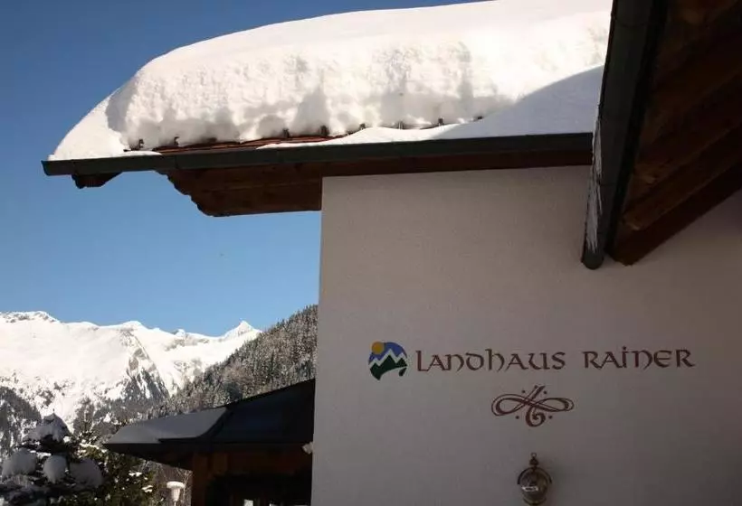 Hotelli Landhaus Rainer