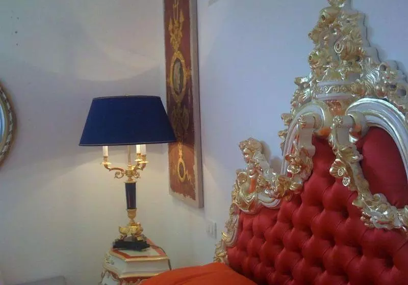ホテル Luxury Apartments
