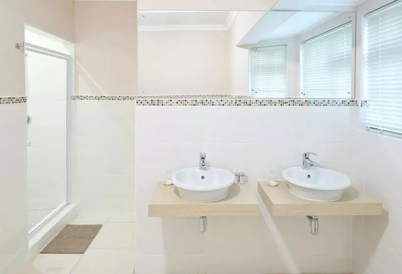 Hotelli Outeniqua Inn