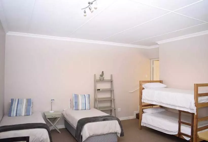 Hotelli Outeniqua Inn