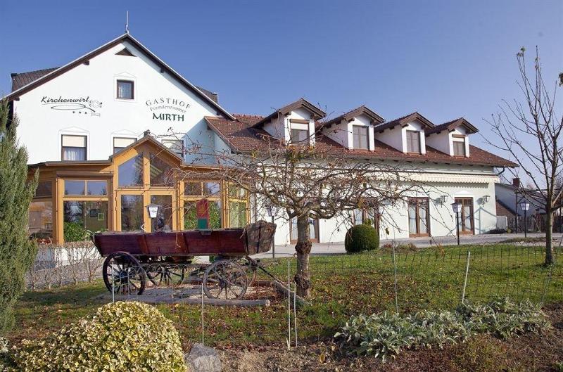 בית מלון כפרי Kirchenwirt Mirth