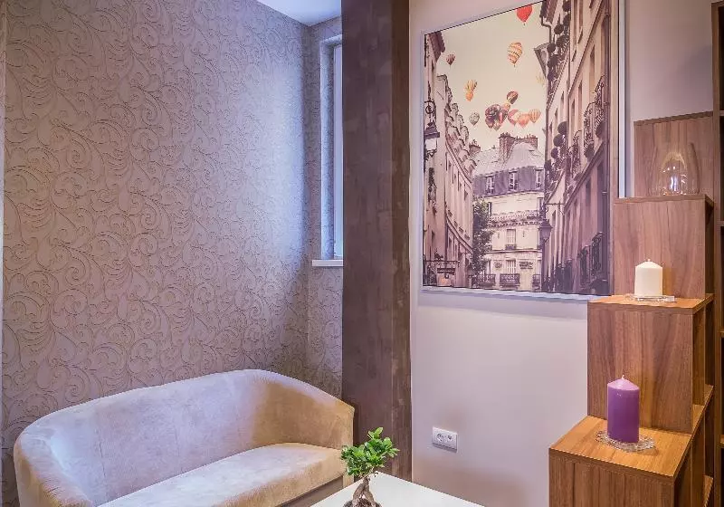 هتل Veneti Suites