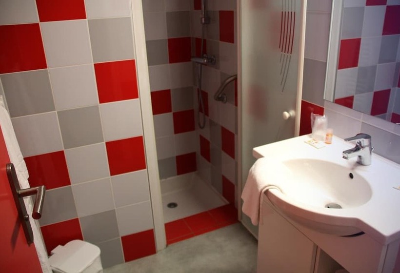 هتل Vvf Collonges La Rouge