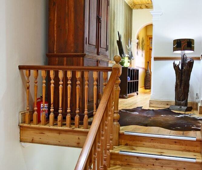 בית מלון כפרי Wilton Manor Solar Energy