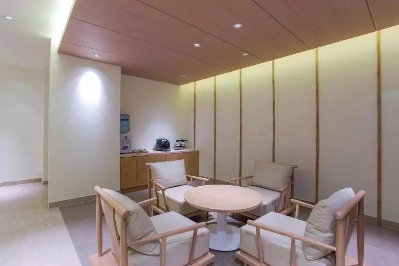 Ji Hotel Guangzhou Xi Men Kou Branch