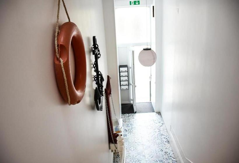 פנסיון Pedregal Apartments