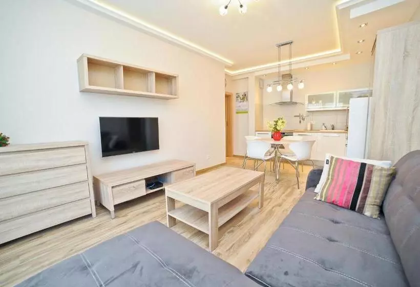 Dom & House - Apartments Sopocka Rezydencja
