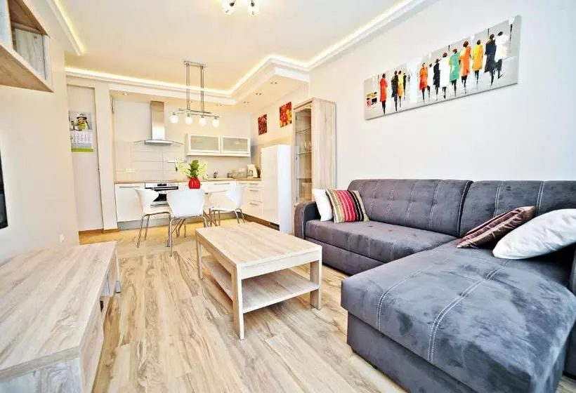 Dom & House - Apartments Sopocka Rezydencja