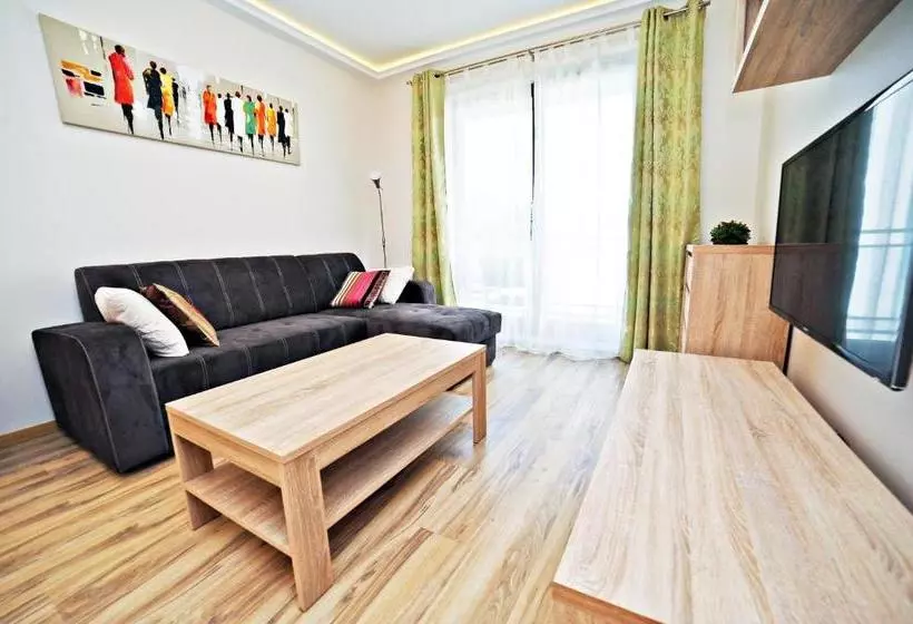 Dom & House - Apartments Sopocka Rezydencja
