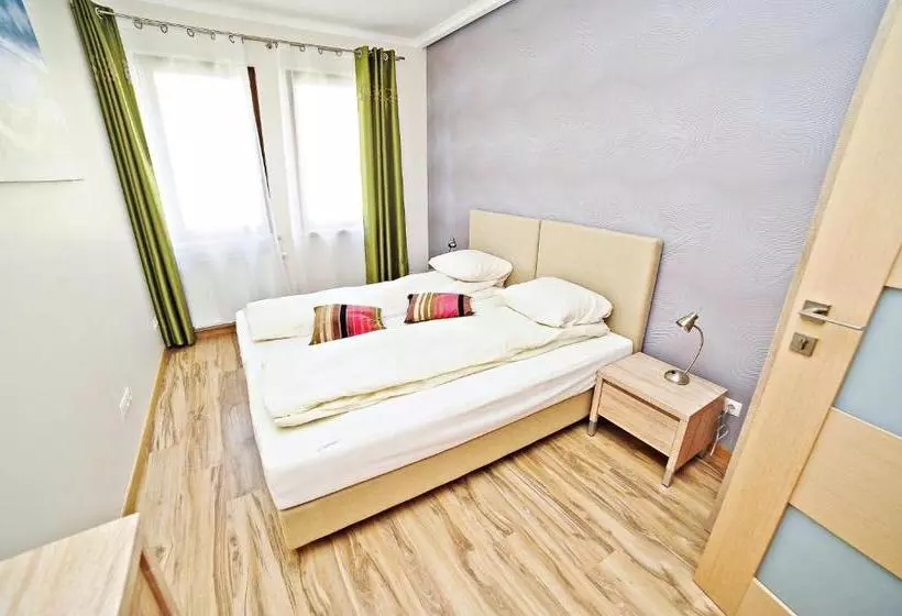 Dom & House - Apartments Sopocka Rezydencja