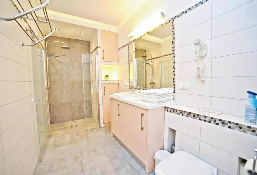 Dom & House - Apartments Sopocka Rezydencja