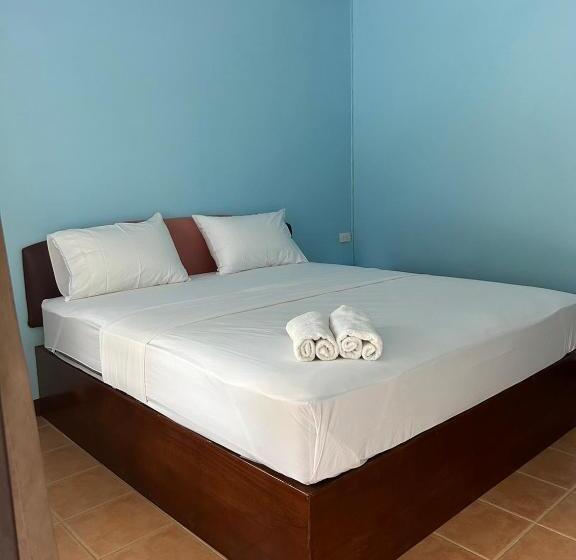 هتل Adam Bungalows