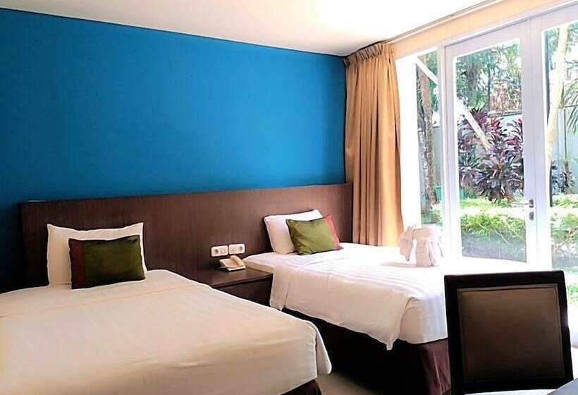 Bali De Anyer Hotel & Restaurant