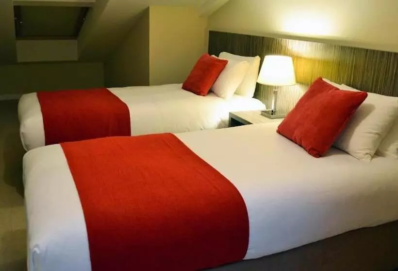 ホテル Carrick Plaza Suites & Apartments