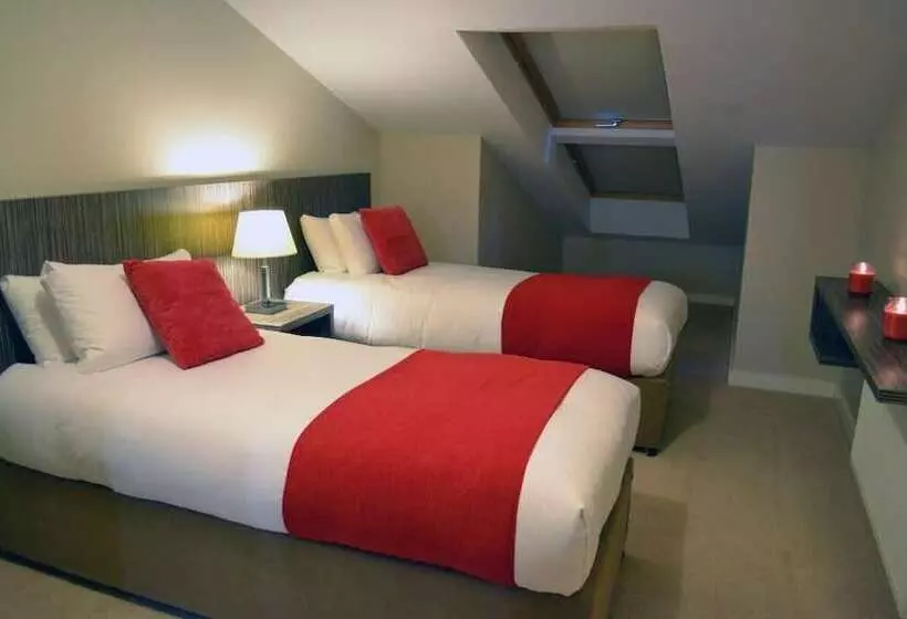 ホテル Carrick Plaza Suites & Apartments