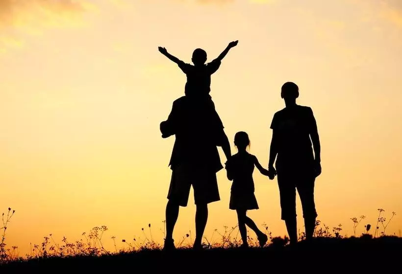 ホテル Carrick Plaza Suites & Apartments