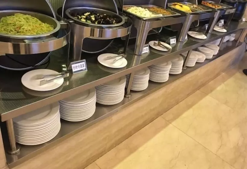 Hotelli Greentree Inn Shandong Qingdao Wuyishan Road Jiashike Shopping Center Business