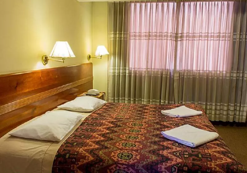 ホテル Hostal Imperial