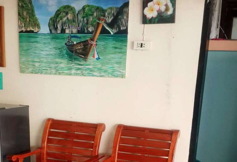 호텔 Jinda Guesthouse