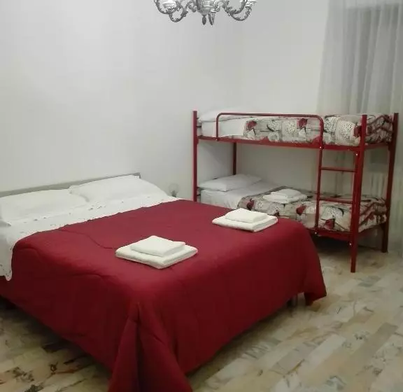 Hotelli La Casa Di Diana