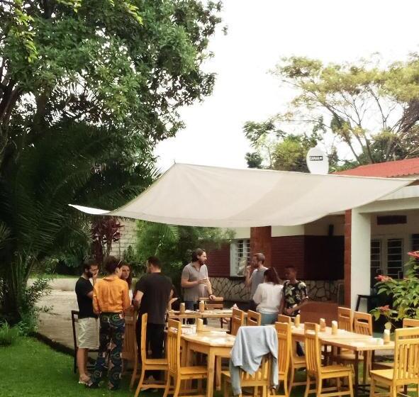 هتل Colibri Taverne & Guest House