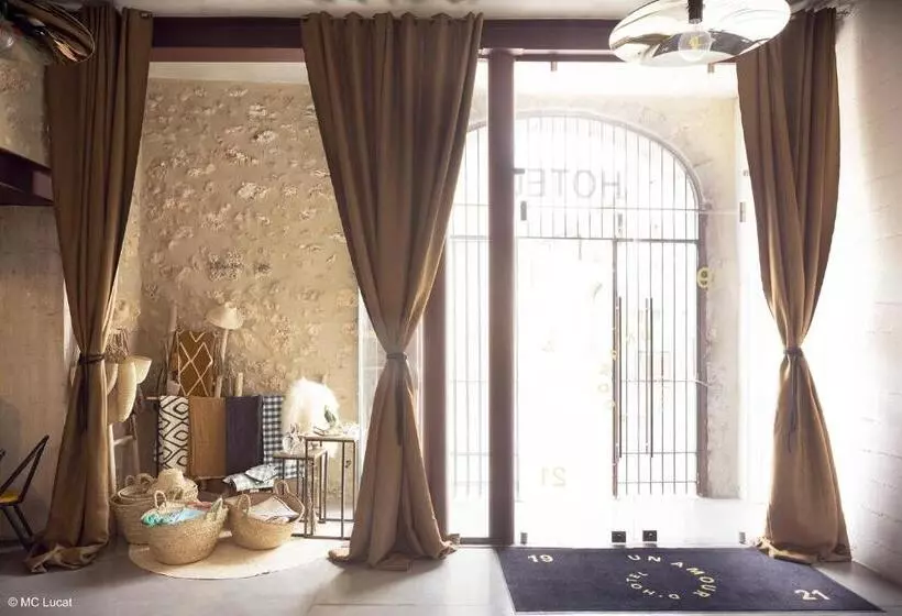 Hotelli Le 1921  Un Amour D