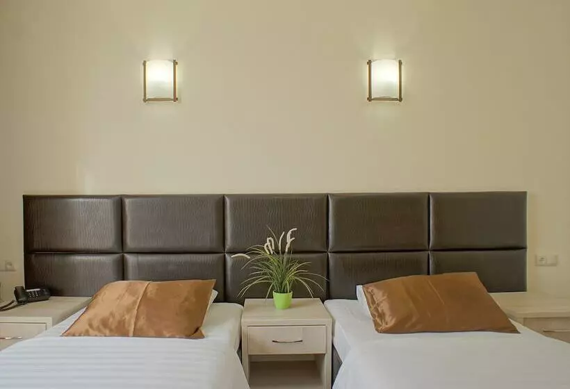 ホテル Marton Osharskaya