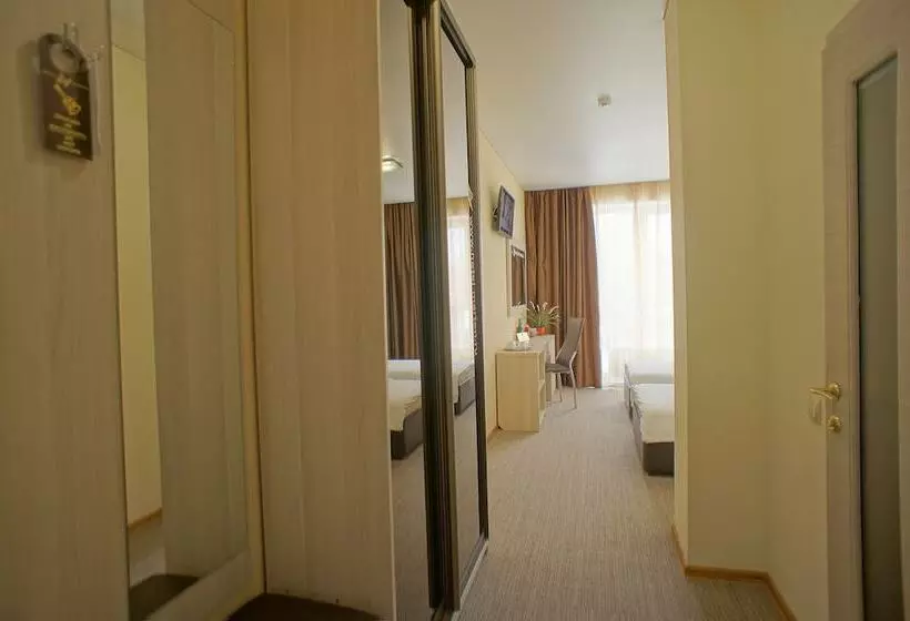 ホテル Marton Osharskaya