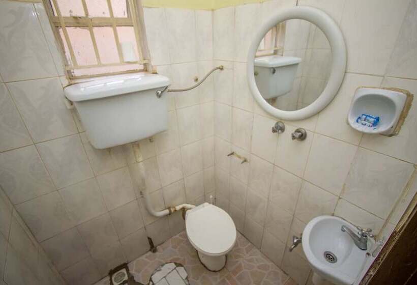 酒店 Mukono Resort