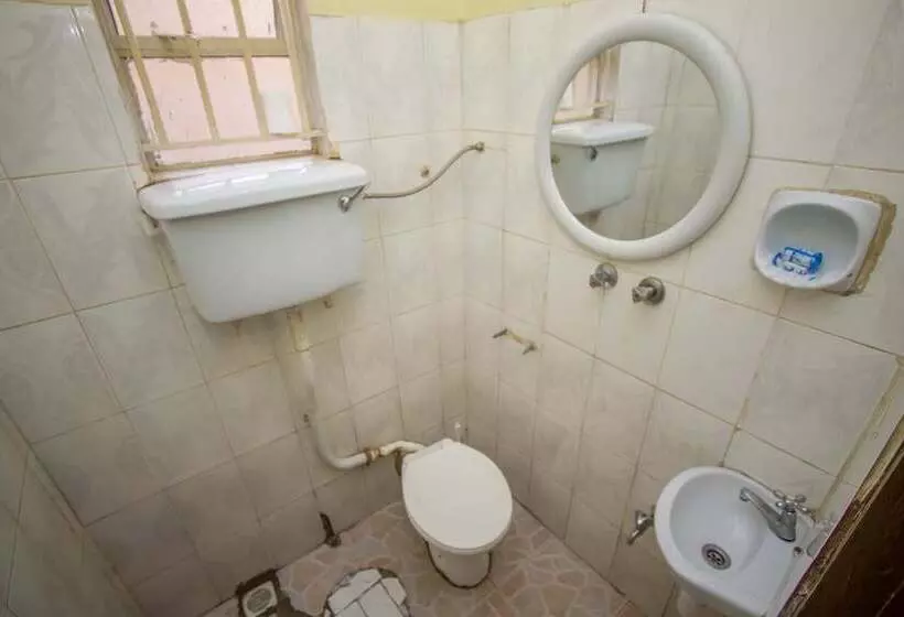 هتل Mukono Resort