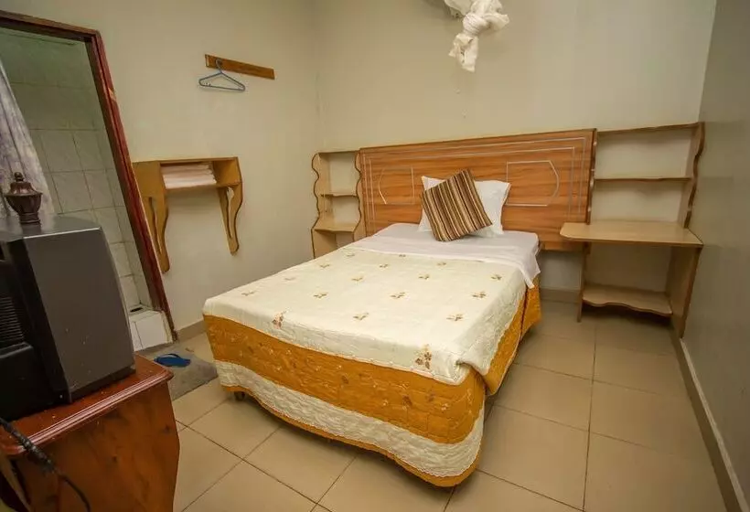 هتل Mukono Resort