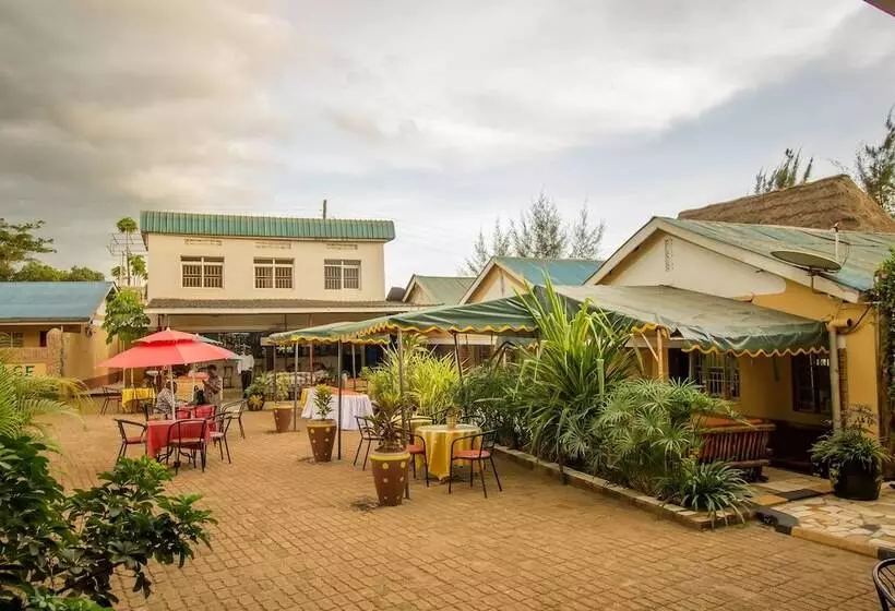 هتل Mukono Resort