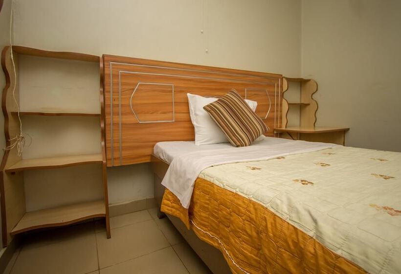 酒店 Mukono Resort