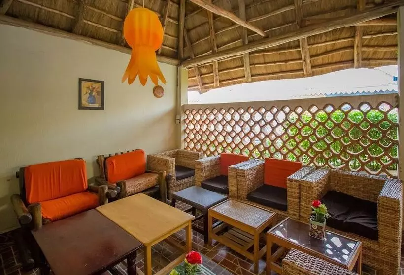 هتل Mukono Resort