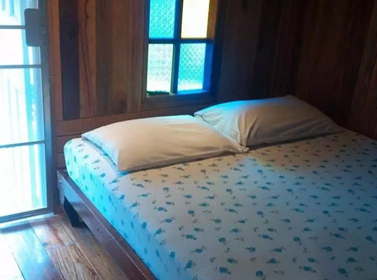 ホテル Natcha Guest House